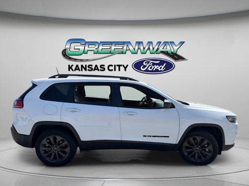 Used 2021 Jeep Cherokee Latitude Lux 80th Anniv w/ Quick Order Package 2YU 80th AWD/4WD image 9