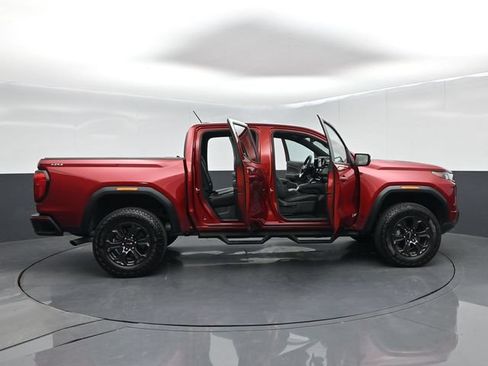 Used 2024 GMC Canyon Elevation w/ Elevation Premium Package AWD/4WD image 71