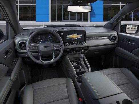 New 2026 Chevrolet Colorado ZR2 w/ Technology Package image 15