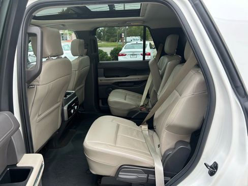 Used 2020 Ford Expedition XLT w/ Equipment Group 202A image 30