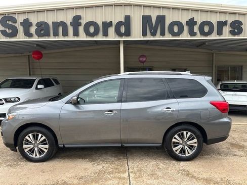 Used 2020 Nissan Pathfinder SL image 8