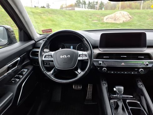Used 2022 Kia Telluride SX w/ SX Prestige Package AWD/4WD image 9