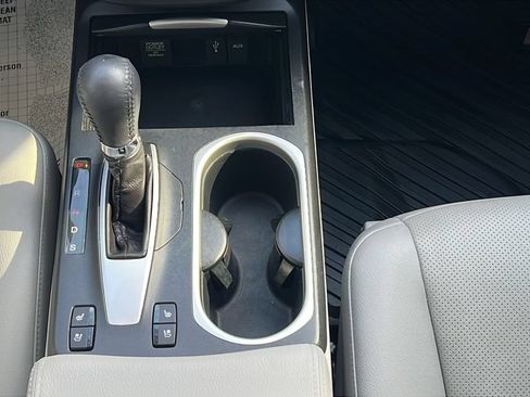 Used 2017 Acura RDX FWD w/ Advance Package image 15