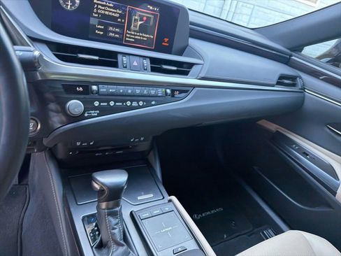 Used 2021 Lexus ES 350 w/ Premium Package FWD image 5