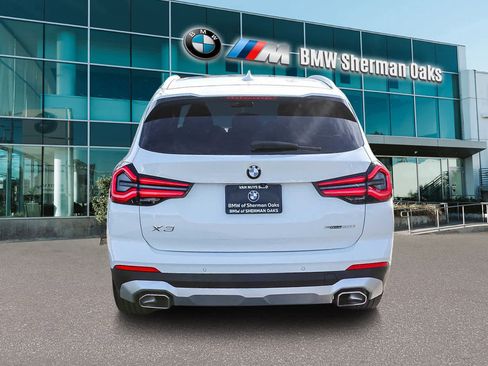 Certified 2024 BMW X3 sDrive30i w/ Convenience Package image 5
