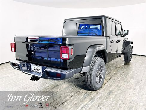 New 2026 Jeep Gladiator Sport image 6