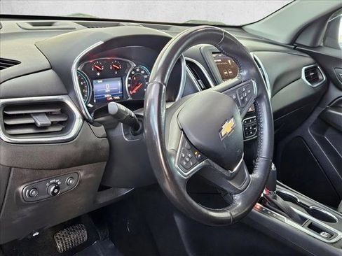 Used 2020 Chevrolet Equinox LT FWD image 11
