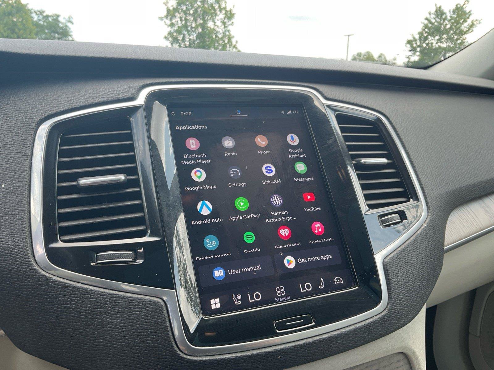 Certified 2023 Volvo XC90 B6 Plus AWD/4WD image 17