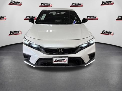 Used 2023 Honda Civic Sport image 2