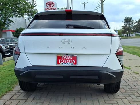 Used 2024 Hyundai Kona SEL AWD/4WD image 4
