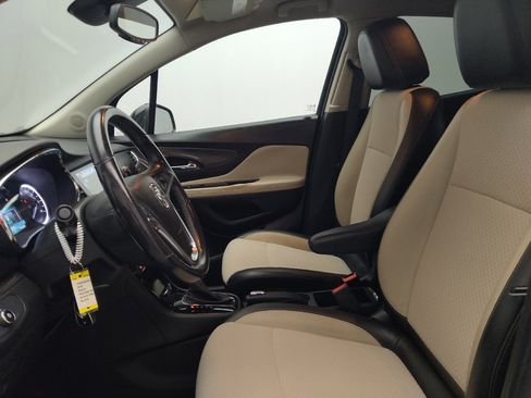 Used 2018 Buick Encore Preferred FWD image 17