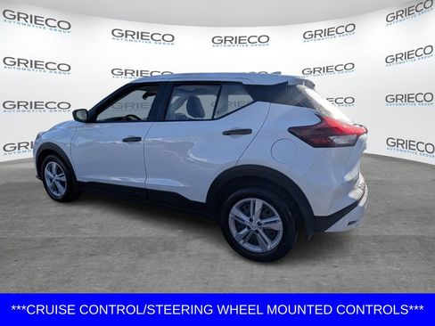 Certified 2025 Nissan Kicks Play S image 5