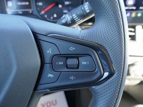 New 2026 Chevrolet Trax LS w/ LS Convenience Package FWD image 15