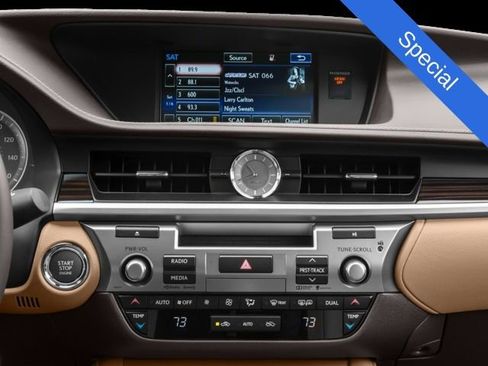 Used 2017 Lexus ES 350 w/ Navigation System Package image 26