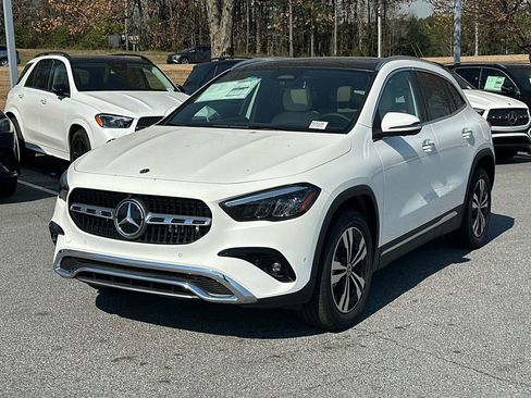 New 2026 Mercedes-Benz GLA 250 image 3