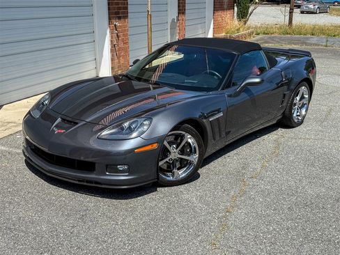 Used 2012 Chevrolet Corvette Grand Sport w/ 3LT Preferred Equipment Group RWD image 3