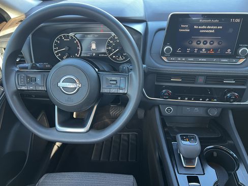 Certified 2023 Nissan Rogue SV image 22