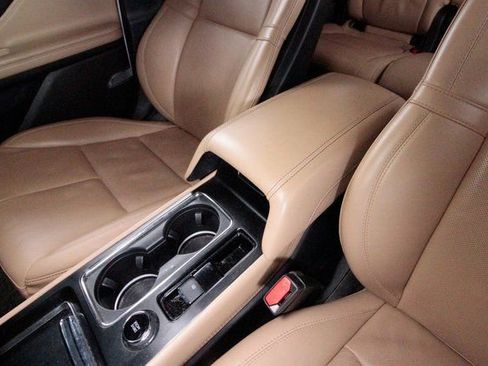 Used 2022 Lincoln Corsair Reserve w/ Equipment Group 201A image 10