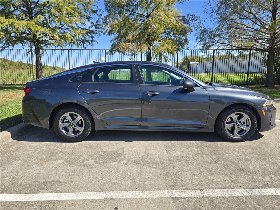 Used 2022 Kia K5 LXS FWD image 7