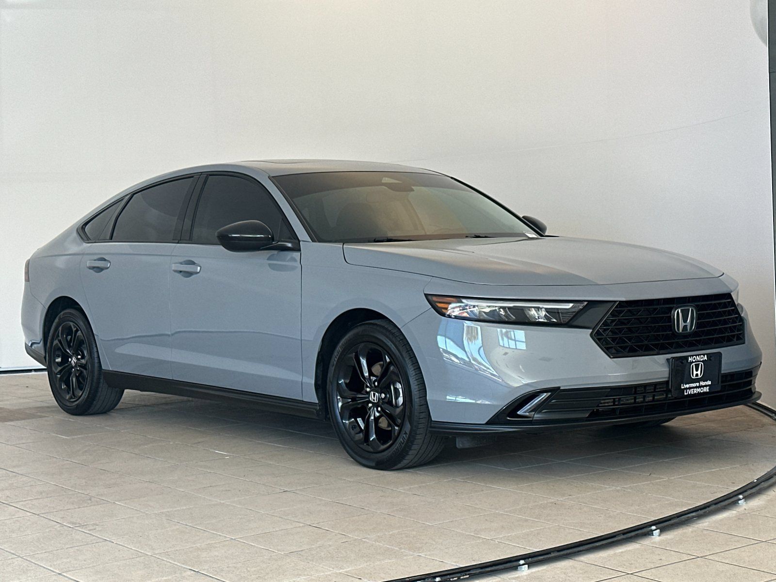 Used 2025 Honda Accord SE image 8