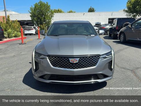 Used 2020 Cadillac CT4 Premium Luxury RWD image 2