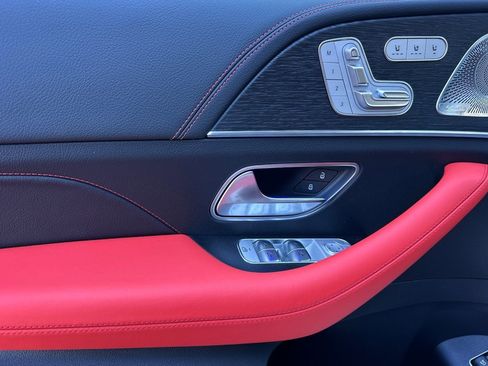 New 2026 Mercedes-Benz GLE 53 AMG 4MATIC Coupe image 12