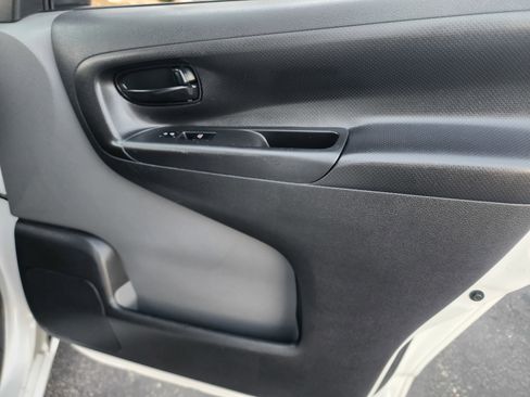 Used 2020 Nissan NV200 S image 15