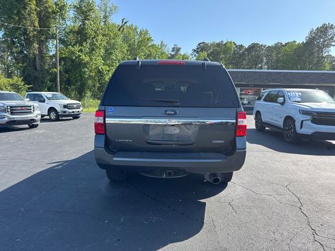 Used 2017 Ford Expedition Limited image 4