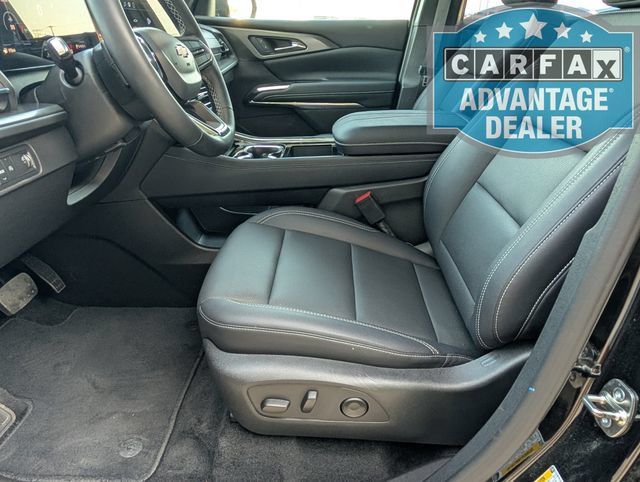 Used 2026 Chevrolet Traverse LT FWD image 17