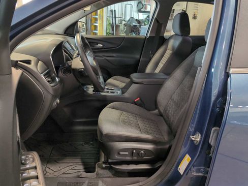Used 2024 Chevrolet Equinox LT w/ LPO, Floor Liner Package image 18