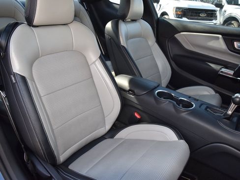 Certified 2025 Ford Mustang Premium image 19