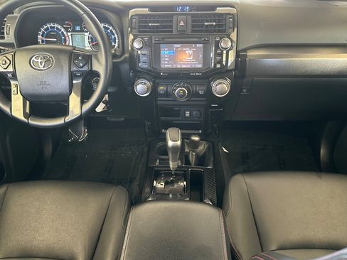 Used 2019 Toyota 4Runner TRD Off-Road Premium AWD/4WD image 15
