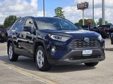 Used 2020 Toyota RAV4 XLE image 3