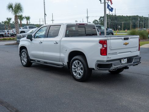Used 2026 Chevrolet Silverado 1500 LTZ w/ Z71 Off-Road Package AWD/4WD image 5