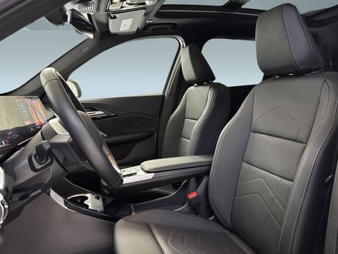 Used 2025 BMW X1 xDrive28i w/ Convenience Package image 5