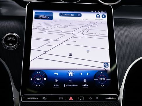 Used 2024 Mercedes-Benz GLC 43 AMG 4MATIC image 17