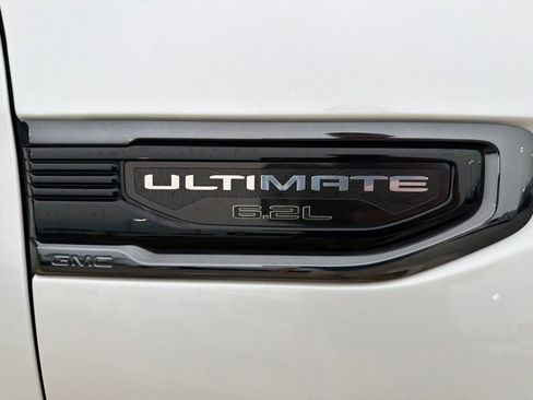 Used 2023 GMC Sierra 1500 Denali Ultimate AWD/4WD image 5