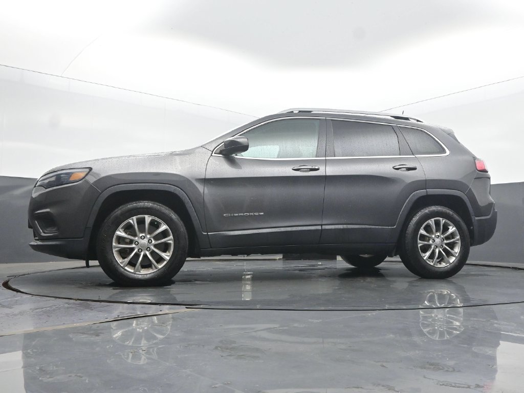 Used 2019 Jeep Cherokee Latitude Plus w/ Comfort/Convenience Group AWD/4WD image 50