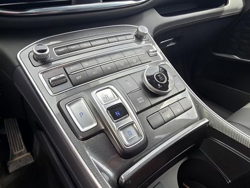 Used 2023 Hyundai Santa Fe SEL w/ Premium Package image 15