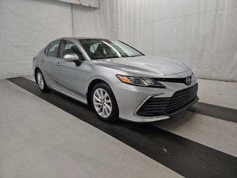 Used 2023 Toyota Camry LE FWD image 3
