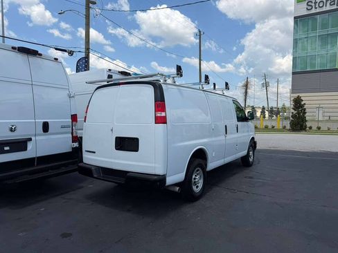 Used 2023 Chevrolet Express 2500 w/ Driver Convenience Package RWD image 6
