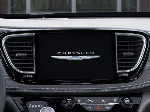 New 2026 Chrysler Pacifica Select AWD/4WD image 21