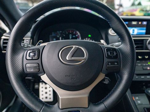 Used 2015 Lexus RC F w/ Premium Package RWD image 18