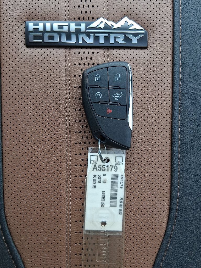 New 2026 Chevrolet Silverado 2500 High Country w/ High Country Premium Package AWD/4WD image 25