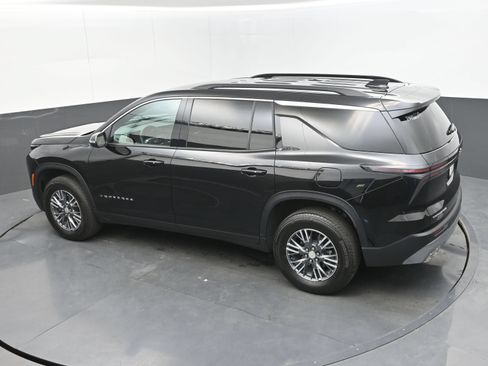 Certified 2026 Chevrolet Traverse LT FWD image 46