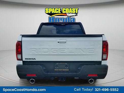 New 2026 Honda Ridgeline Black Edition image 10
