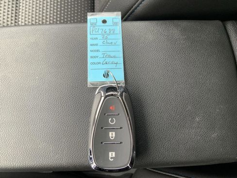 Used 2025 Chevrolet Trax LT w/ LT Convenience Package image 55