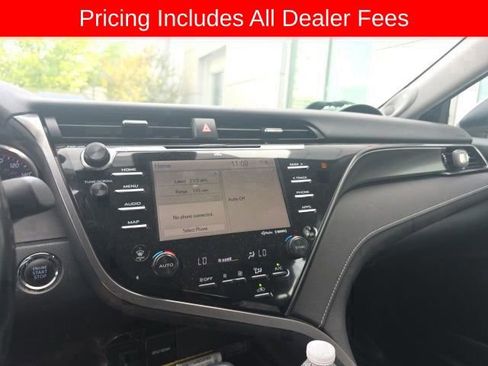 Used 2020 Toyota Camry XSE FWD image 6