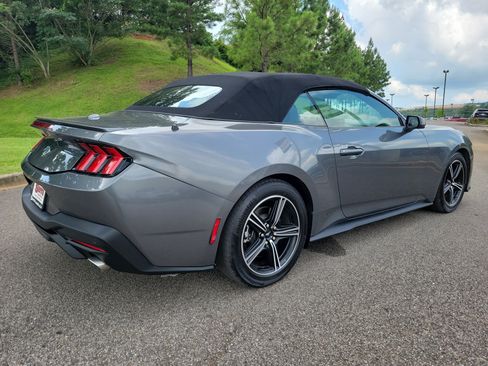 Used 2025 Ford Mustang Premium RWD image 22