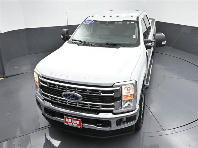 Certified 2026 Ford F350 XLT w/ FX4 Off-Road Package AWD/4WD image 40
